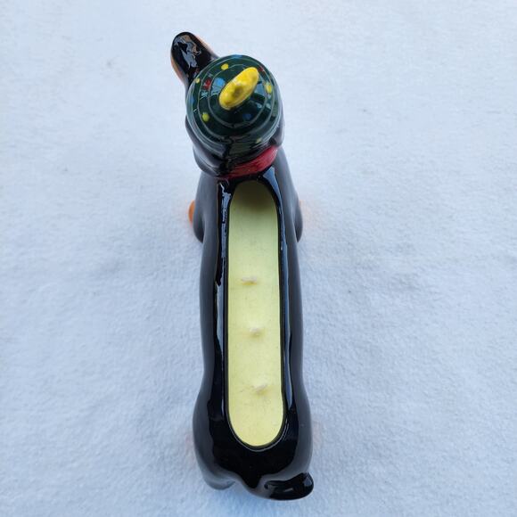 10" x 6" black daschung red scarf Xmas beanie Cesar dog whisperer - Picture 3 of 4